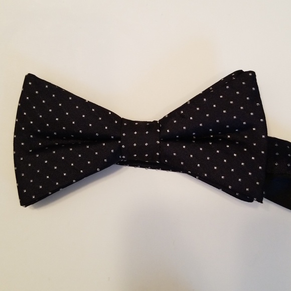 Van Heusen bowtie Bundle of 4 - Picture 7 of 8